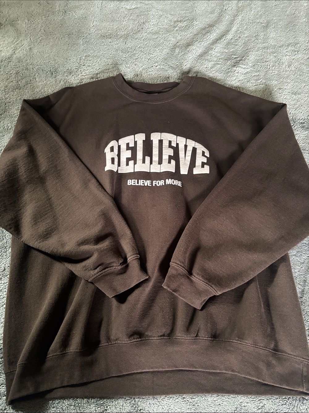 Believe Graphic Crewneck Sweatshirt - Brown